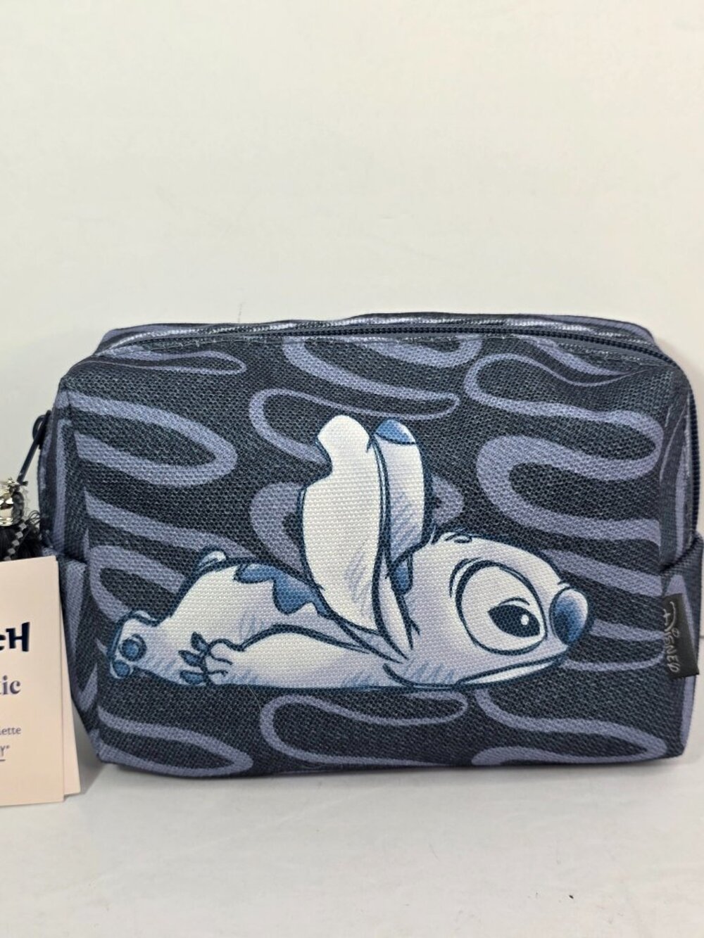 Mad Beauty Disney Stitch Cosmetic Bag Lilo & Stitch